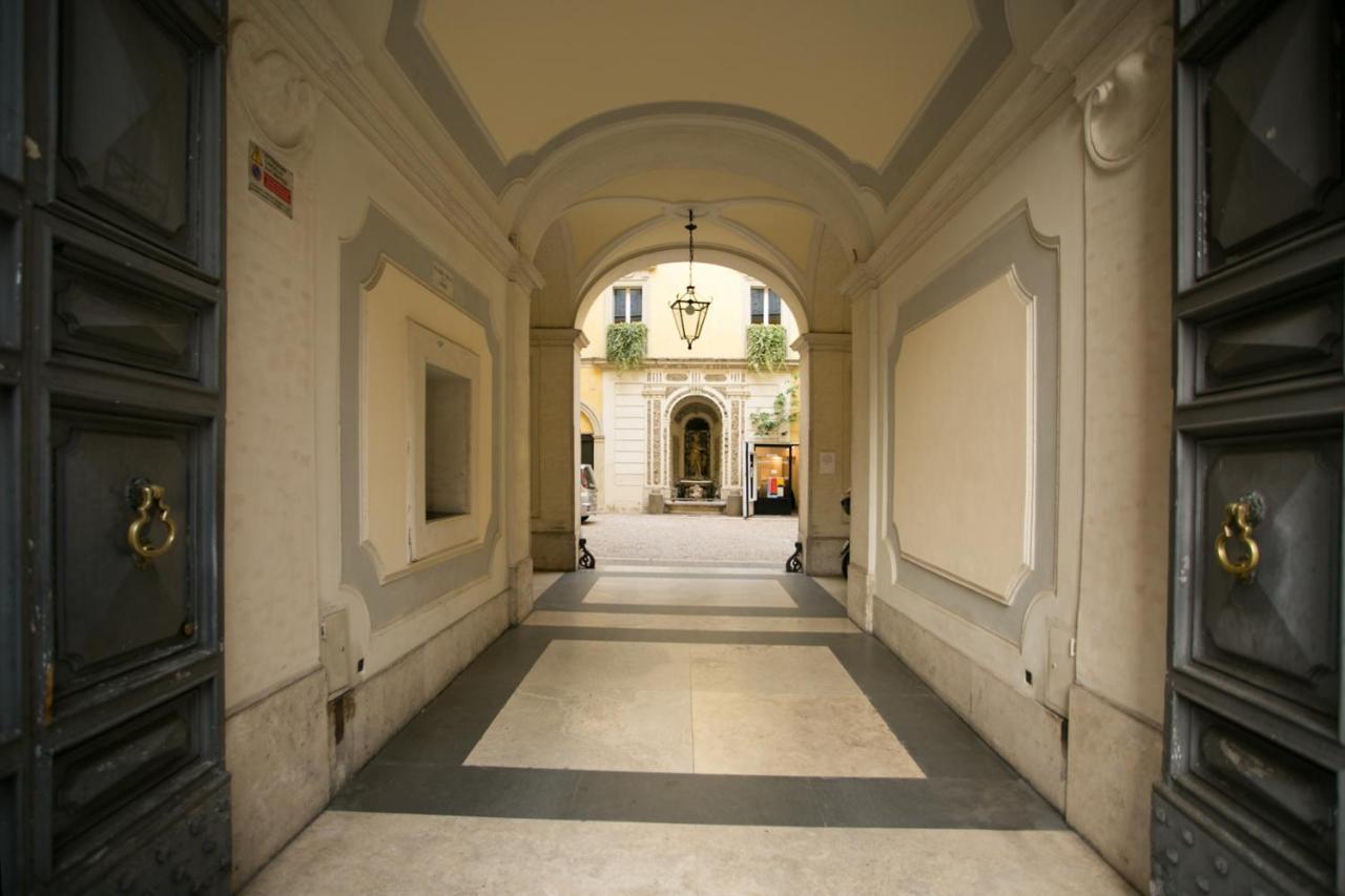 Apartamento Your Prestigious Penthouse At The Spanish Steps Roma Exterior foto